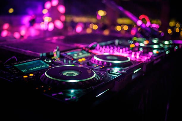 alt_header_DJ_Charming