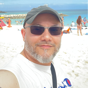 profile_B_Eazy_Beezy