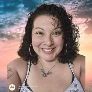 profile_DJ_LatinaGirl_1985