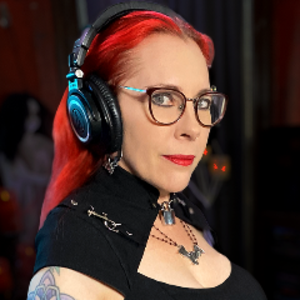 profile_DJMeltingGirl