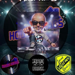 profile_DJ_HOUSEBOY