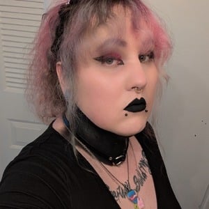 profile_BassGirlNay