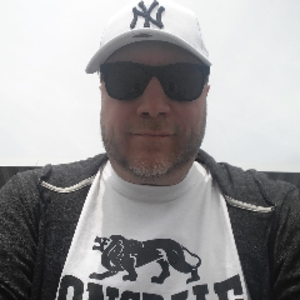 profile_Dj_Axl_Knight