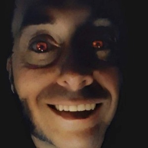 profile_Laraza_Studio