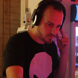 profile_djthesurvivor