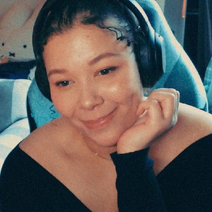 profile_SkittleNomNom