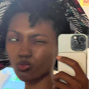 profile_NiamakaPope
