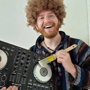 profile_DJ_Happy_Accidents