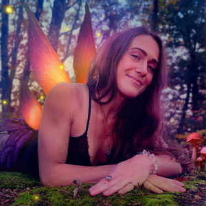 profile_laralarkofficial