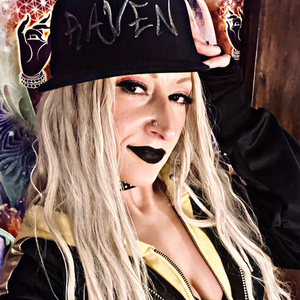 profile_DJRavenSaphir