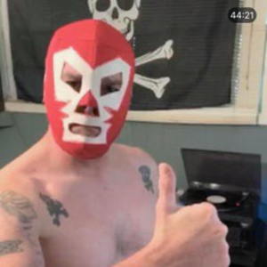 profile_renry_hollins