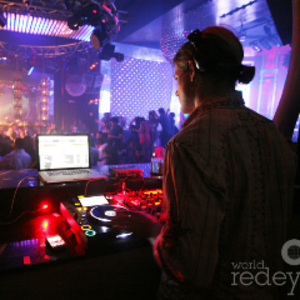 profile_FukUrFeelingsJustDance