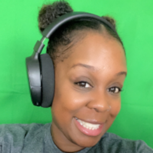 profile_ChixNGiggles