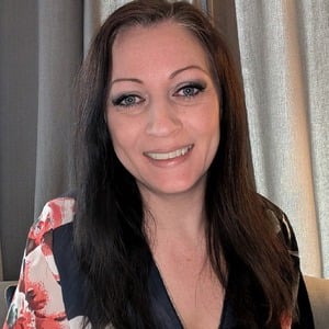 profile_Jennie_MarieDJ