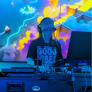 profile_DJMadamMixie