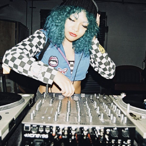 profile_DJFluttershy