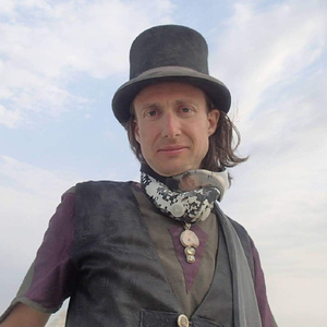 profile_eugenemannerism