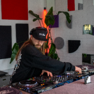 profile_djDrDark