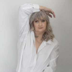 profile_KreativeKristie