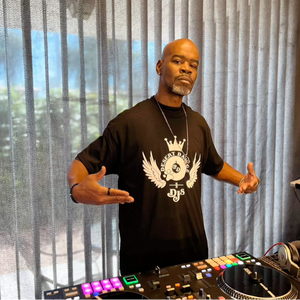 profile_D_ORIGINAL_DEEJAY_J_U_ICE