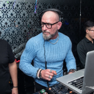 profile_DjDimsVega
