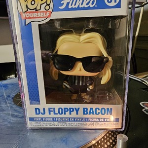 profile_DJ_Floppy_Bacon