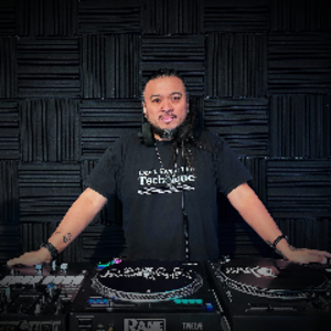 profile_DJRayDomingo