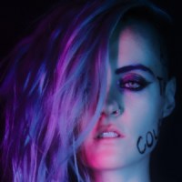 profile_MyNameIsNAIAD