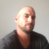 profile_Dj_Lewissteel