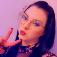 profile_lindsayfierce