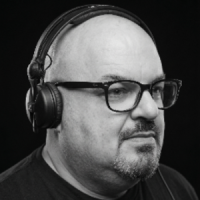 profile_LeeHughesDJ